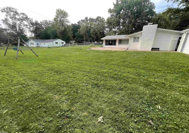 Photo 3 of Single family home for sale at 4720 Marcella Dr, Shelby Township, MI 48317 | MLS# 58050221257 | Listing updated on 2026-09-09