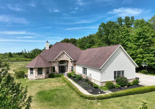 Photo 2 of Single family home for sale at 77544 38th Avenue, Covert, MI 49043 | MLS# 65026047880 | Listing updated on 2026-09-09