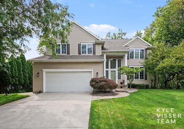 Photo 1 of Single family home for sale at 3315 Falcon Ridge Dr Ne, Grand Rapids, MI 49525 | MLS# 65026047883 | Listing updated on 2026-09-16