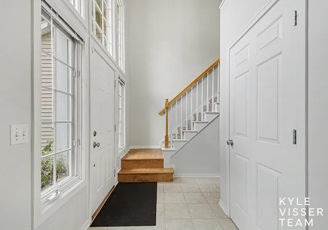 Photo 3 of Single family home for sale at 3315 Falcon Ridge Dr Ne, Grand Rapids, MI 49525 | MLS# 65026047883 | Listing updated on 2026-09-16
