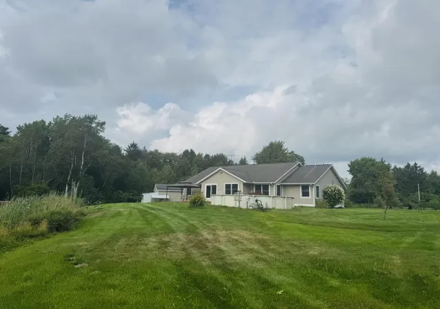 Photo 14 of Single family home for sale at 18635 112th Avenue, Nunica, MI 49448 | MLS# 65026047884 | Listing updated on 2026-10-05