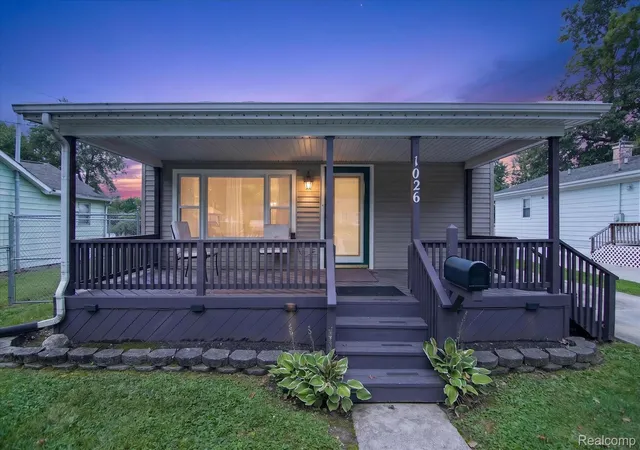 Photo 1 of Sale Pending at 1026 Bristol St, Adrian, MI 49221 | MLS# 20261072710 | Listing updated on 2026-09-12