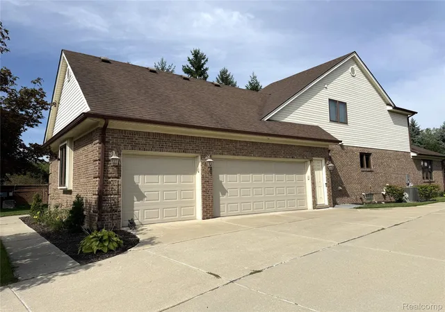 Photo 3 of Single family home for sale at 22202 Vinewood Blvd, Taylor, MI 48180 | MLS# 20261072712 | Listing updated on 2026-09-16