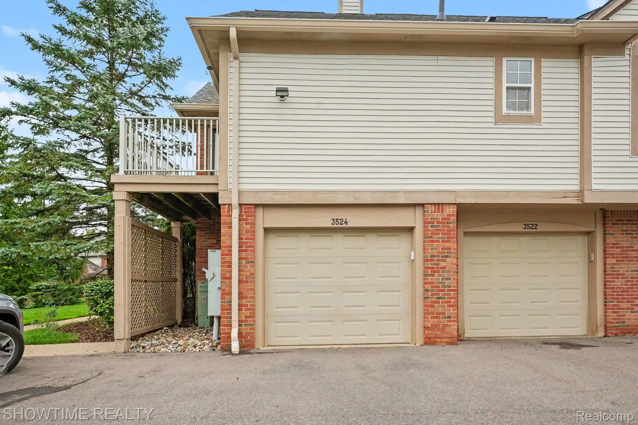 Listing Photo 26 - Condo for sale in 3524 Tremonte Cir S located at 3524 Tremonte Cir S, Rochester, MI 48306 - Unit 3524 Tremonte Cir S