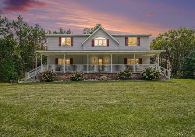 Photo 1 of Single family home for sale at 2050 E Mier Rd, Midland, MI 48642 | MLS# 61050221263 | Listing updated on 2026-09-09