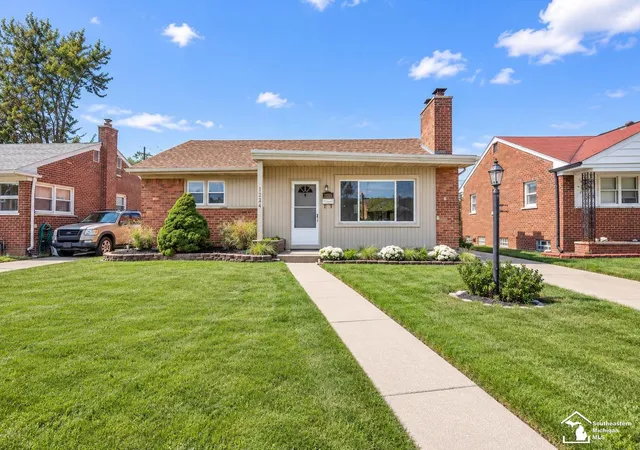 Photo 1 of Sale Pending at 1234 Linden St, Dearborn, MI 48124 | MLS# 57050221264 | Listing updated on 2026-09-16