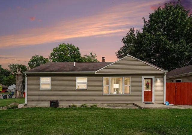 Single family home for sale at 3010 Range St, Kalamazoo, MI 49004 | MLS# 66026047894