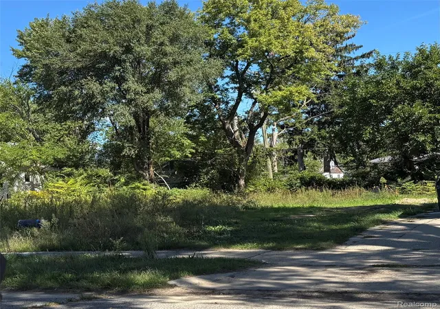 Photo 1 of Land for sale at 5020 Anatole St, Grosse Pointe, MI 48236 | MLS# 20261072726 | Listing updated on 2026-09-10