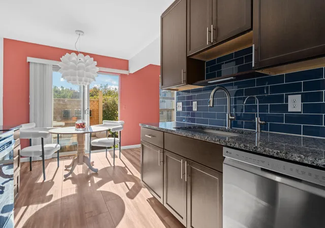 Listing Photo 1 - Condo for sale in building located at 174 Commons Cir, Saline, MI 48176