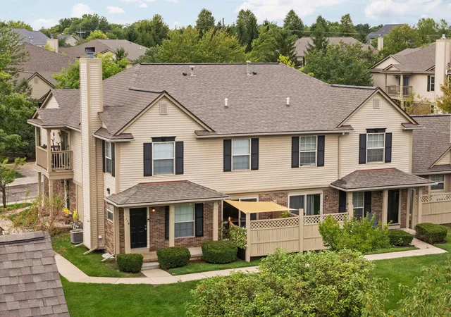 Photo 2 of Condo for sale at 174 Commons Cir, Saline, MI 48176 | MLS# 81026047897 | Listing updated on 2026-09-09