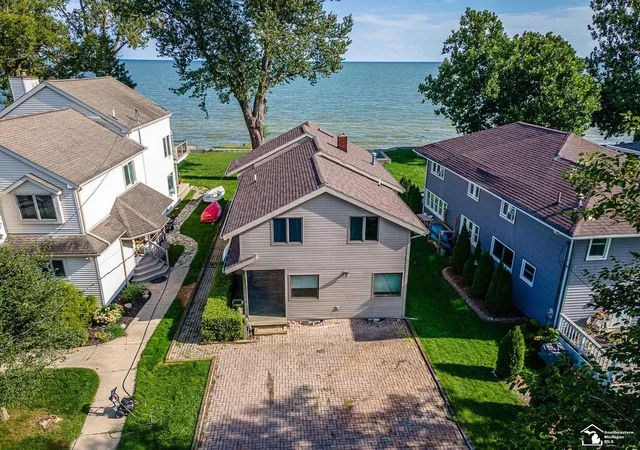 Photo 1 of Single family home for sale at 3360 Lakeshore Dr, Monroe, MI 48162 | MLS# 57050221269 | Listing updated on 2026-09-12