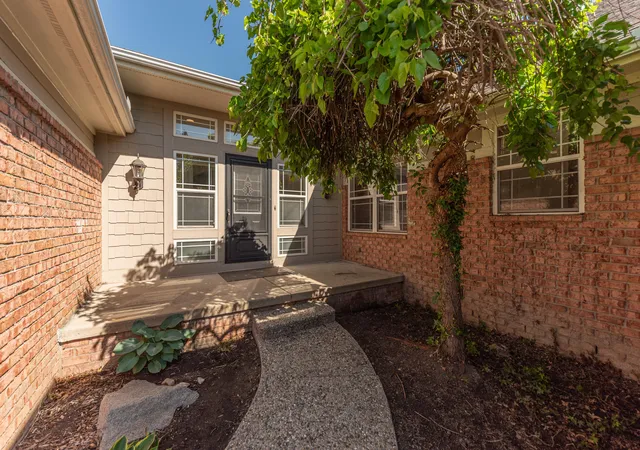 Photo 2 of Condo for sale at 2243 Old Fls Dr, Ann Arbor, MI 48103 | MLS# 81026047903 | Listing updated on 2026-09-09