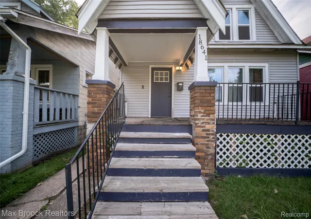 Photo 3 of Single family home for sale at 18641 Cardoni St, Highland Park, MI 48203 | MLS# 20261072745 | Listing updated on 2026-09-11