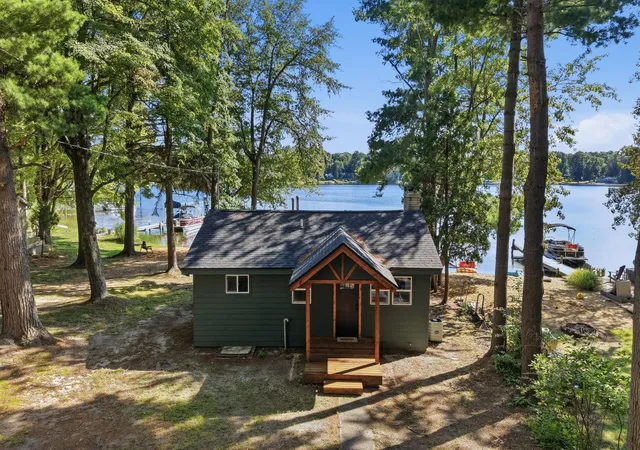 Photo 1 of Single family home for sale at 07446 52 1/2 St, Columbia Township Van Buren, MI 49056 | MLS# 65026047907 | Listing updated on 2026-09-09
