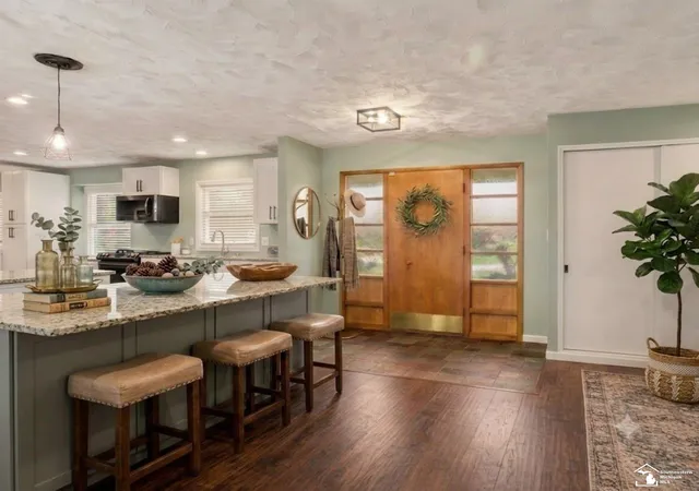 Photo 3 of Single family home for sale at 330 Cole Rd, Monroe, MI 48162 | MLS# 57050221283 | Listing updated on 2026-09-10