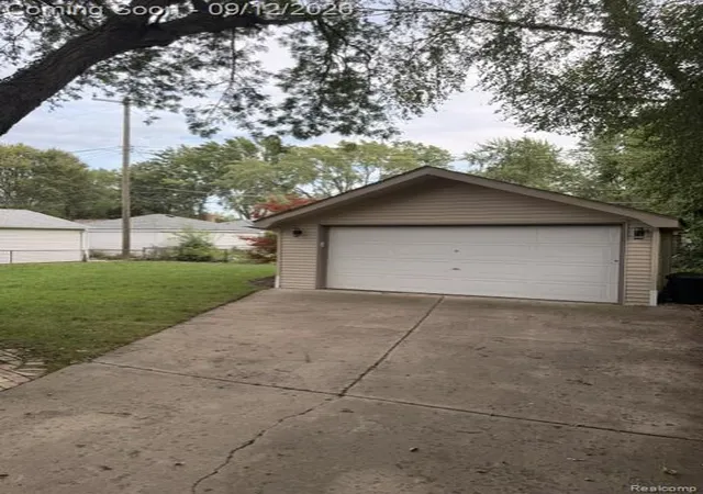 Photo 3 of Single family home for sale at 17005 Marguerite St, Beverly Hills, MI 48025 | MLS# 20261072762 | Listing updated on 2026-09-17