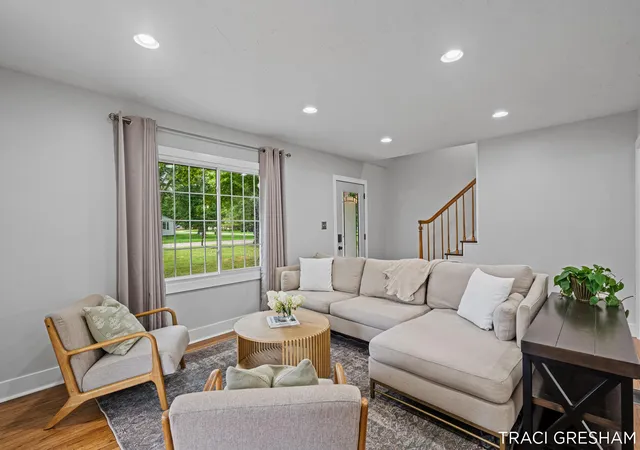 Photo 3 of Single family home for sale at 3740 Lake Harbor Rd, Norton Shores, MI 49441 | MLS# 71026047918 | Listing updated on 2026-09-17