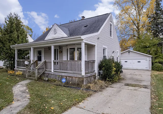 Single family home for sale at 631 Campbell St, Flint, MI 48507 | MLS# 65026047913