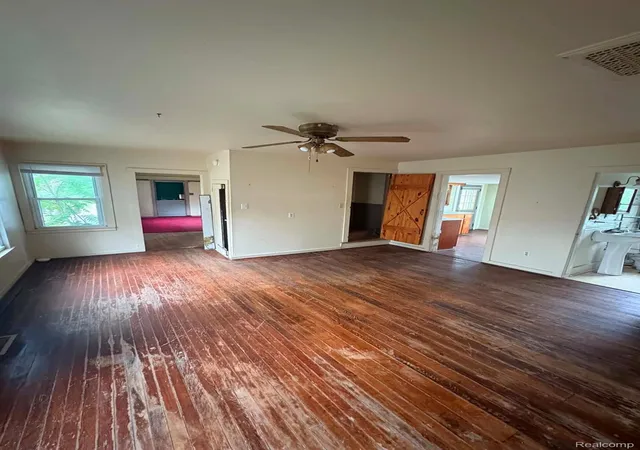 Photo 4 of Single family home for sale at 512 W 5th Street, Monroe, MI 48161 | MLS# 20261072776 | Listing updated on 2026-09-15