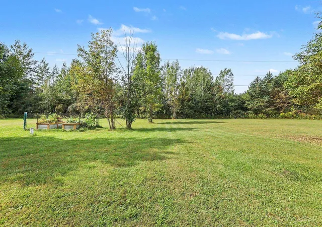 Photo 3 of Single family home for sale at 7576 Podunk Dr, Millington, MI 48746 | MLS# 61050221291 | Listing updated on 2026-09-11