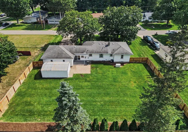 Photo 4 of Single family home for sale at 2429 Linda Ave SE, Grand Rapids, MI 49546 | MLS# 71026047921 | Listing updated on 2026-09-18
