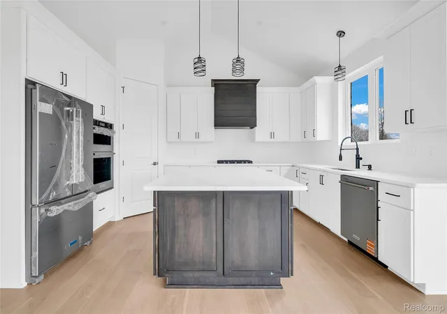 Photo 3 of Single family home for sale at 55168 Boxtree Dr, Shelby Charter Township Macomb, MI 48316 | MLS# 20261072793 | Listing updated on 2026-09-15
