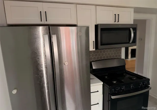 Photo 3 of Single family home for sale at 3914 Balfour Rd, Detroit, MI 48224 | MLS# 20261072798 | Listing updated on 2026-10-24