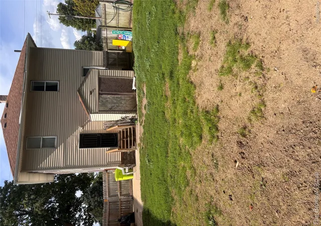 Photo 2 of Single family home for sale at 1115 W 2nd Street, Flint, MI 48503 | MLS# 20261072800 | Listing updated on 2026-09-21