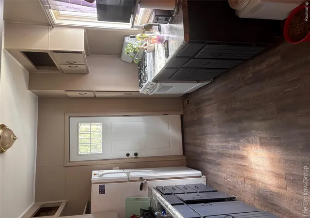 Photo 4 of Single family home for sale at 1115 W 2nd Street, Flint, MI 48503 | MLS# 20261072800 | Listing updated on 2026-09-21