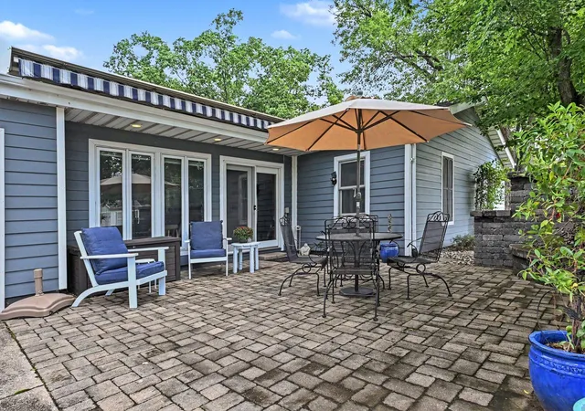 Photo 3 of Single family home for sale at 102 N Chicago St, New Buffalo, MI 49117 | MLS# 69026047940 | Listing updated on 2026-09-10