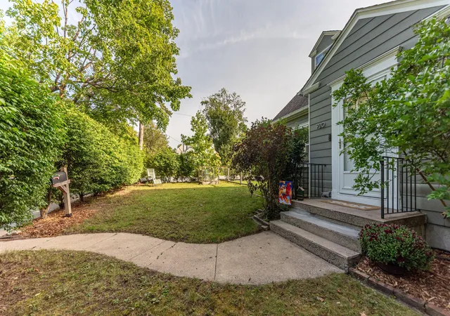 Photo 3 of Single family home for sale at 920 Miner St, Ann Arbor, MI 48103 | MLS# 81026047951 | Listing updated on 2026-09-14