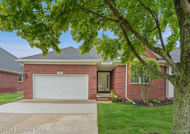 Photo 1 of Condo for sale at 3368 Galaxy Blvd, Sterling Heights, MI 48314 | MLS# 20261072812 | Listing updated on 2026-09-11