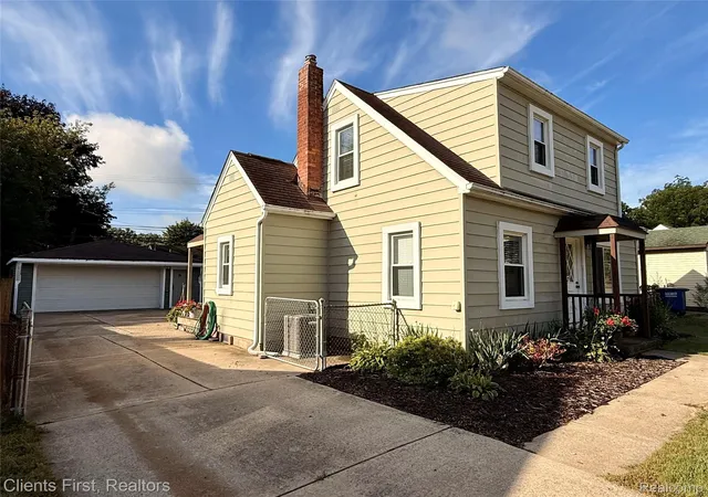 Photo 1 of Single family home for sale at 34995 Marquette Rd, Westland, MI 48185 | MLS# 20261072814 | Listing updated on 2026-09-15