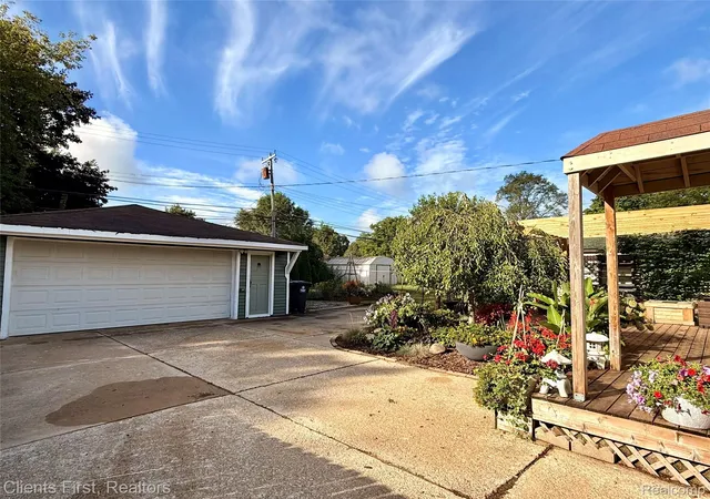 Photo 3 of Single family home for sale at 34995 Marquette Rd, Westland, MI 48185 | MLS# 20261072814 | Listing updated on 2026-09-15