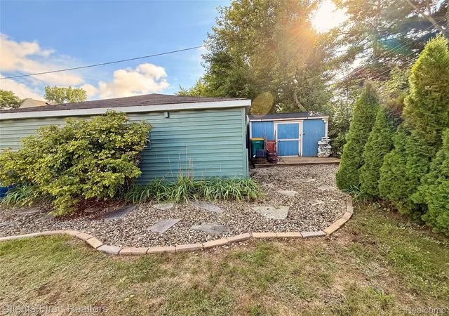 Photo 4 of Single family home for sale at 34995 Marquette Rd, Westland, MI 48185 | MLS# 20261072814 | Listing updated on 2026-09-15