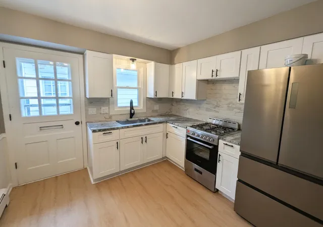 Photo 3 of Condo for sale at 2165 Clyde Park Ave Sw, Wyoming, MI 49509 | MLS# 65026047952 | Listing updated on 2026-09-14