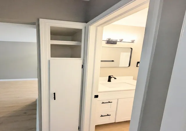 Listing Photo 4 - Condo for sale in building located at 2165 Clyde Park Ave SW, Wyoming, MI 49509