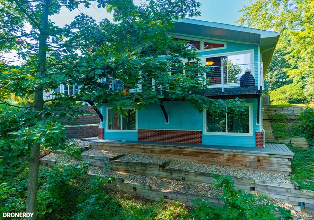 Photo 3 of Single family home for sale at 2500 Roncy Rd, Benton Harbor, MI 49022 | MLS# 69026047958 | Listing updated on 2026-09-11