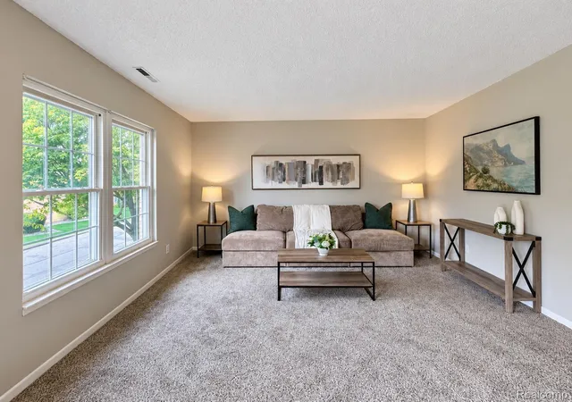 Listing Photo 5 - Condo for sale in building located at 3333 Moores River Dr, Lansing, MI 48911 - Unit #812