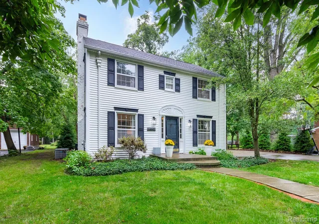 Photo 2 of Single family home for sale at 20964 Thorofare Rd, Grosse Ile, MI 48138 | MLS# 20261072828 | Listing updated on 2026-10-18