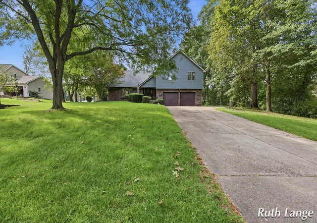 Photo 3 of Single family home for sale at 247 Trickovic Ln, Battle Creek, MI 49014 | MLS# 65026047966 | Listing updated on 2026-09-10