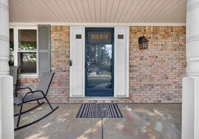 Photo 4 of Single family home for sale at 44236 Kingsley Ct, Canton, MI 48187 | MLS# 81026047967 | Listing updated on 2026-09-17