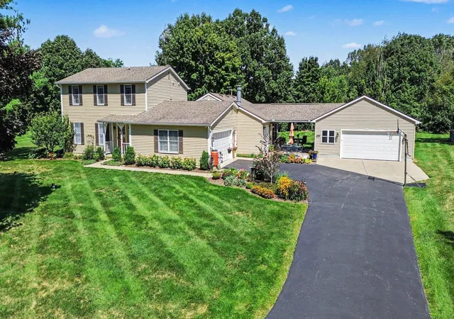 Photo 1 of Single family home for sale at 2603 Lone Oak Dr, Ann Arbor, MI 48103 | MLS# 81026047971 | Listing updated on 2026-09-11