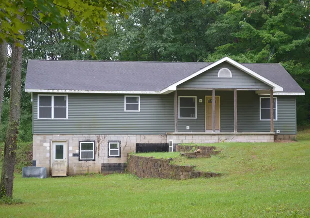 Single family home for sale at 6551 Ann Arbor Rd, Jackson, MI 49201 | MLS# 81026047972