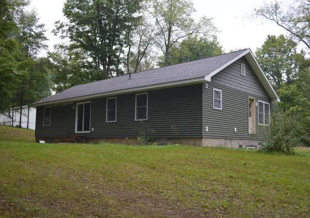 Photo 4 of Single family home for sale at 6551 Ann Arbor Rd, Jackson, MI 49201 | MLS# 81026047972 | Listing updated on 2026-09-10