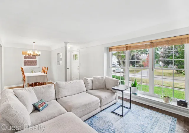 Photo 3 of Single family home for sale at 2678 Oakshire Ave, Berkley, MI 48072 | MLS# 20261072837 | Listing updated on 2026-10-01