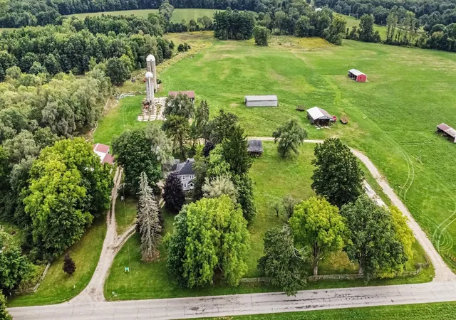 Photo 4 of Single family home for sale at 5457 Wood Rd, Rives Junction, MI 49277 | MLS# 55026047977 | Listing updated on 2026-09-10