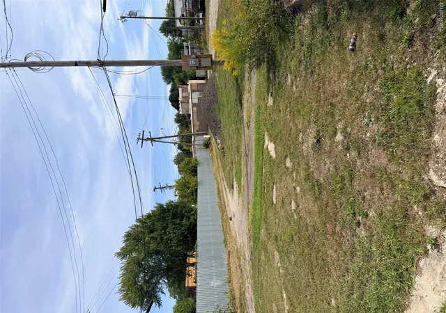 Photo 3 of Single family home for sale at 4425 Uthes St, Detroit, MI 48209 | MLS# 20261072857 | Listing updated on 2026-09-11