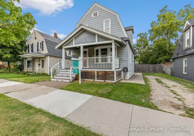 Photo 1 of Single family home for sale at 1103 Fountain St Ne, Grand Rapids, MI 49503 | MLS# 65026047994 | Listing updated on 2026-09-14