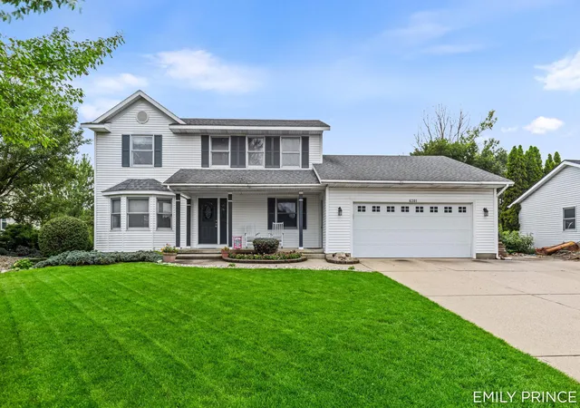 Photo 2 of Single family home for sale at 6301 Brookfield Ct, Hudsonville, MI 49426 | MLS# 65026047993 | Listing updated on 2026-09-18